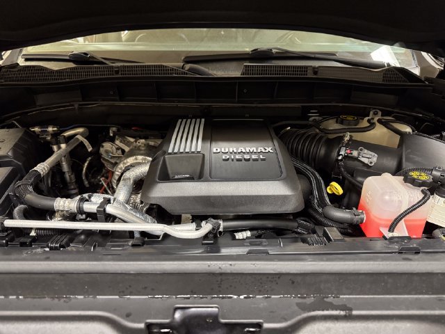 Used 2023 GMC Sierra 1500 SLT AWD/4WD image 24