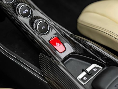 Used 2023 Ferrari F8 Tributo RWD image 72
