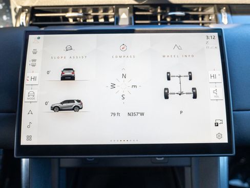 Used 2025 Land Rover Discovery Sport S image 23