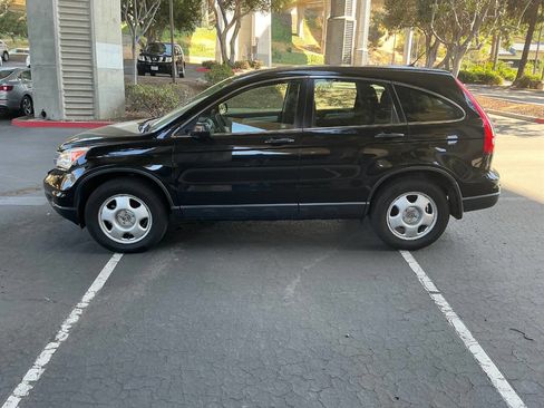 Used 2011 Honda CR-V LX image 3