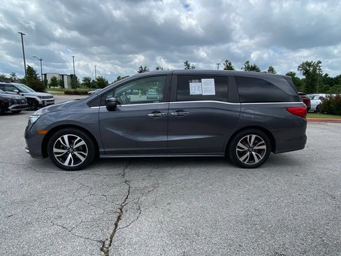 Used 2023 Honda Odyssey Touring image 4