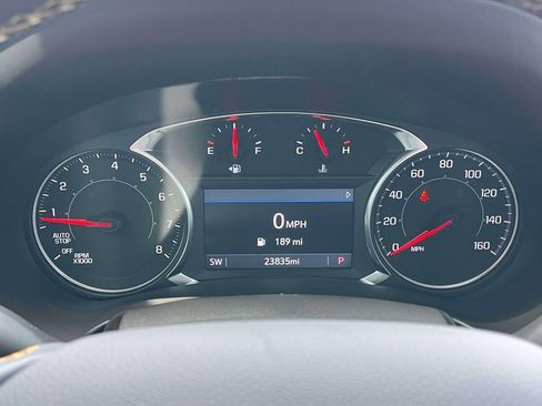 Certified 2024 GMC Terrain AT4 w/ Tech Package AWD/4WD image 36