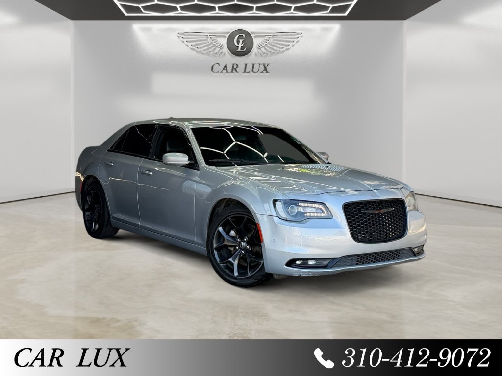 Used 2021 Chrysler 300 S RWD image 7