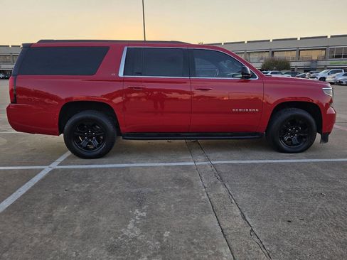 Used 2020 Chevrolet Suburban LT image 8