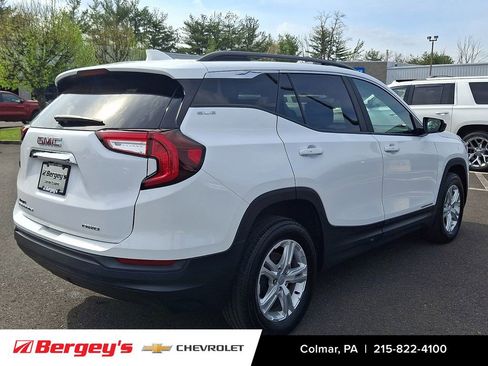 Certified 2023 GMC Terrain SLE w/ Driver Convenience Package AWD/4WD image 5