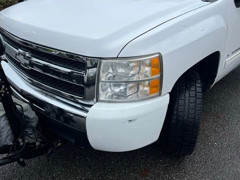 Used 2010 Chevrolet Silverado 1500 LT image 3