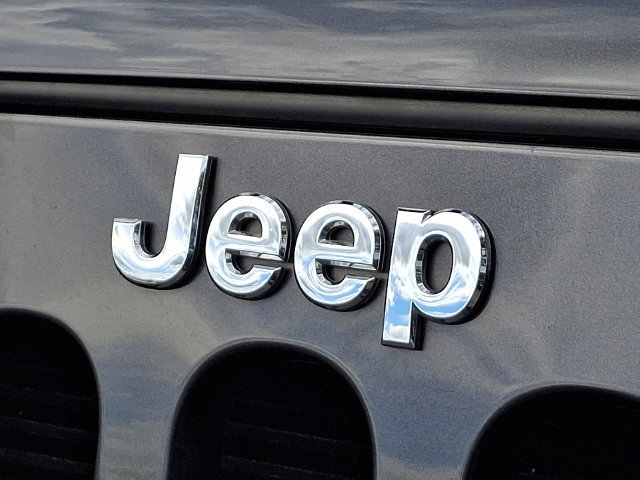 Used 2014 Jeep Wrangler Sport w/ Quick Order Package 24S AWD/4WD image 30