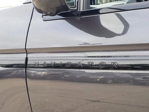 New 2025 Lincoln Navigator Reserve w/ Jet Appearance Package image 11