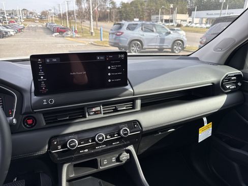 New 2026 Honda Pilot Touring image 28