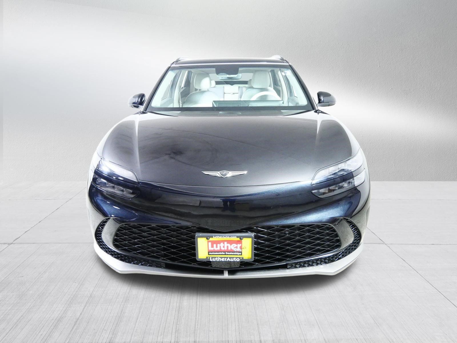 Certified 2025 Genesis GV60 Advanced AWD/4WD image 2