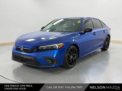 Used 2022 Honda Civic Sport image 1