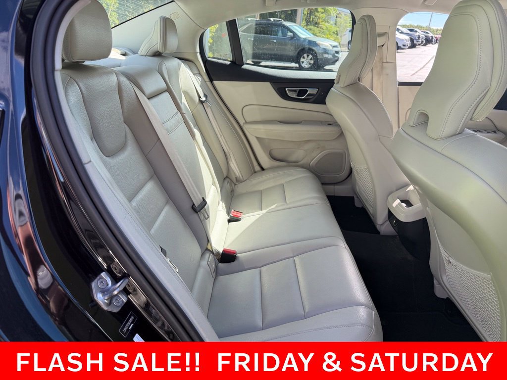 Used 2019 Volvo S60 T6 Momentum w/ Multimedia Package AWD/4WD image 12