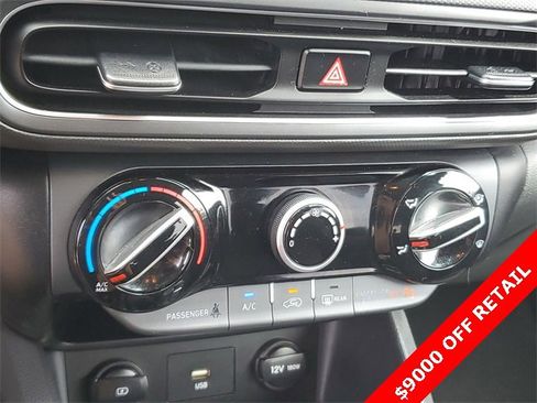 Used 2023 Hyundai Kona SEL image 20