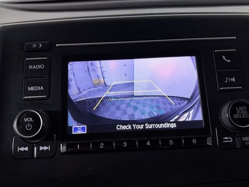 Used 2018 Honda Pilot LX image 19