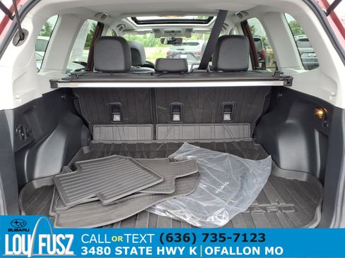 Used 2017 Subaru Forester 2.5i Touring AWD/4WD image 29