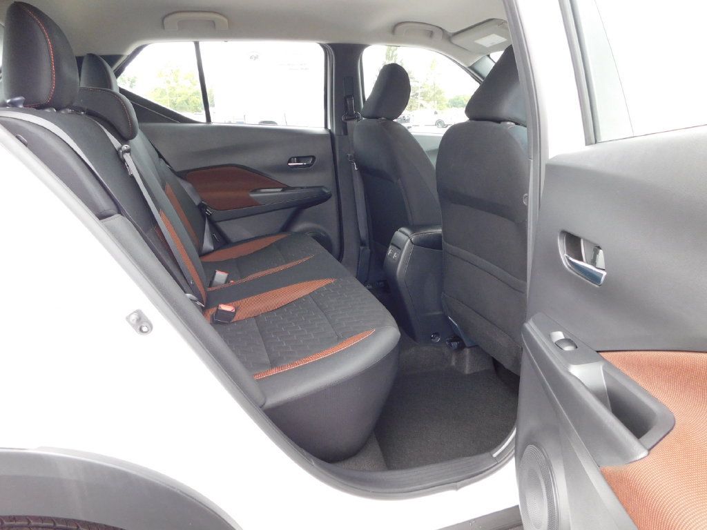 Used 2024 Nissan Kicks SR FWD image 19