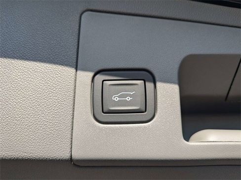 New 2025 Cadillac XT5 Premium Luxury image 14