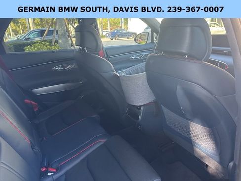 Used 2022 Genesis GV70 2.5T w/ Sport Prestige Package image 17