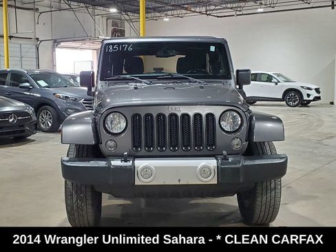 Used 2014 Jeep Wrangler Unlimited Sahara w/ Connectivity Group AWD/4WD image 2