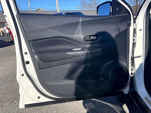 Certified 2024 Nissan Kicks S w/ Interior Electronics Package image 17