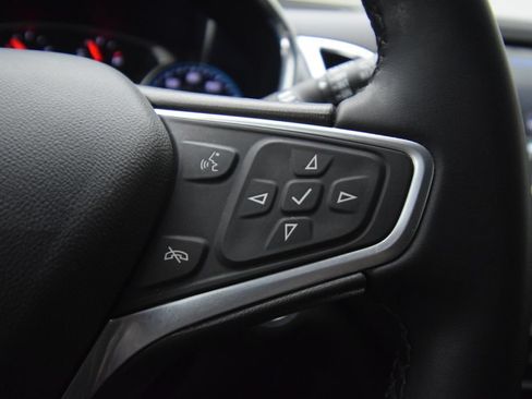Used 2023 Chevrolet Equinox LT AWD/4WD image 35