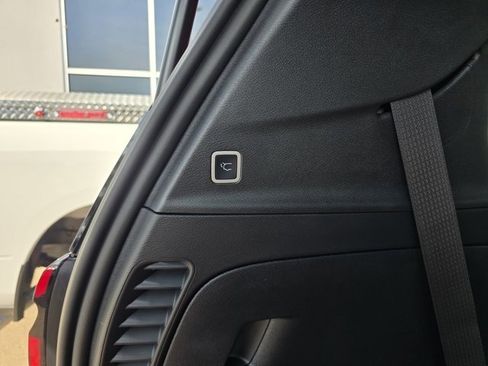 New 2026 Chrysler Pacifica Select image 13