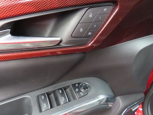Used 2025 Chevrolet Traverse RS w/ LPO, Floor Liner Package AWD/4WD image 61