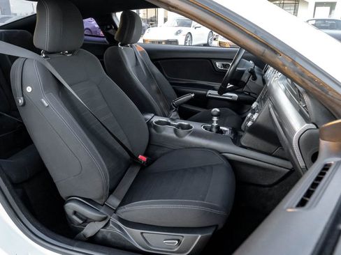 Used 2017 Ford Mustang GT w/ GT Performance Package image 36