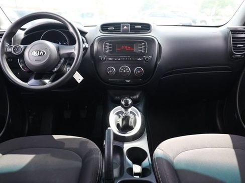 Used 2016 Kia Soul FWD image 24