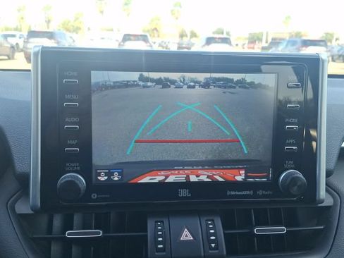 Used 2019 Toyota RAV4 XLE Premium w/ Advanced Technology Package FWD image 19