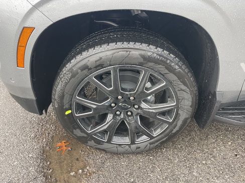 New 2026 Chevrolet Suburban RST w/ Comfort Package image 9