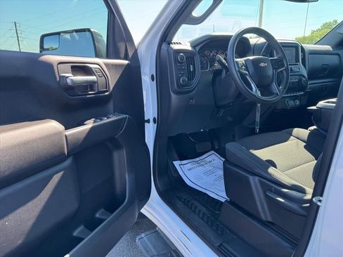 Used 2021 Chevrolet Silverado 1500 Custom w/ Safety Confidence Package image 14