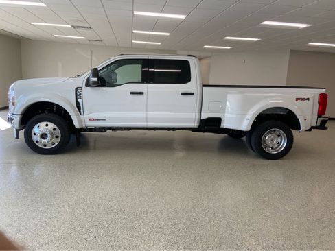 New 2026 Ford F450 XLT w/ FX4 Off-Road Package AWD/4WD image 9