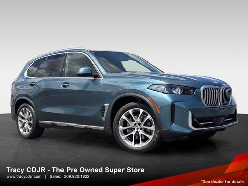 Used 2024 BMW X5 sDrive40i w/ Premium Package RWD image 1