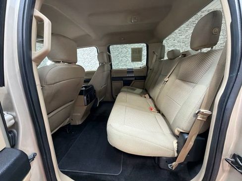 Used 2018 Ford F150 XLT w/ Equipment Group 302A Luxury AWD/4WD image 14