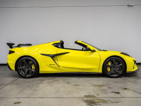 Used 2023 Chevrolet Corvette Z06 w/ Battery Protection Package RWD image 38