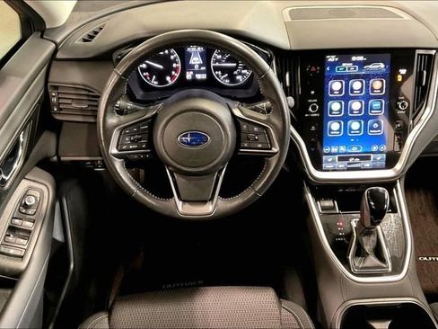 Used 2024 Subaru Outback Premium image 5