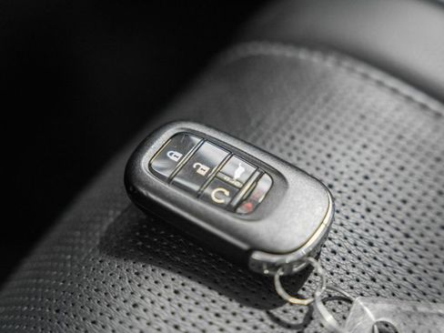 Used 2023 Honda Pilot Elite image 51