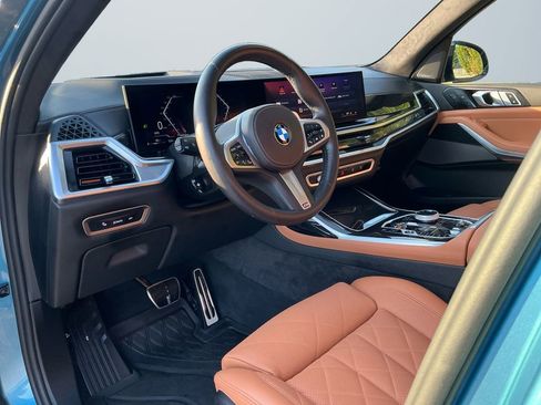 Used 2025 BMW X7 xDrive40i w/ Executive Package AWD/4WD image 11