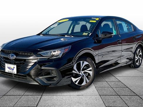 Used 2025 Subaru Legacy Premium image 11