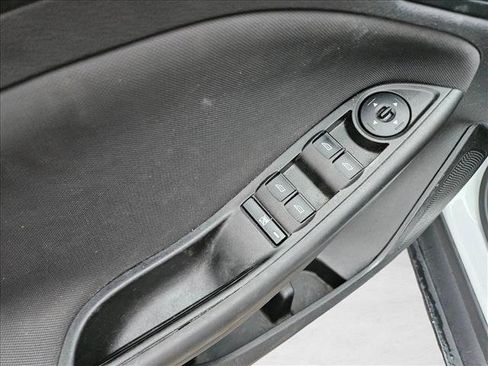 Used 2018 Ford Focus SE image 10