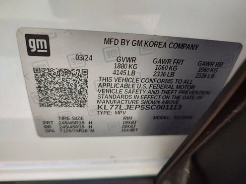 Used 2025 Chevrolet Trax RS w/ Sunroof Package FWD image 33