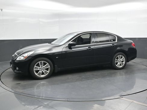Used 2015 INFINITI Q40 AWD w/ Navigation Package image 7