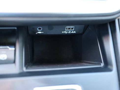 Certified 2025 Subaru Outback AWD/4WD image 34