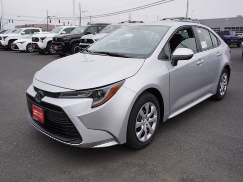 New 2026 Toyota Corolla LE image 6