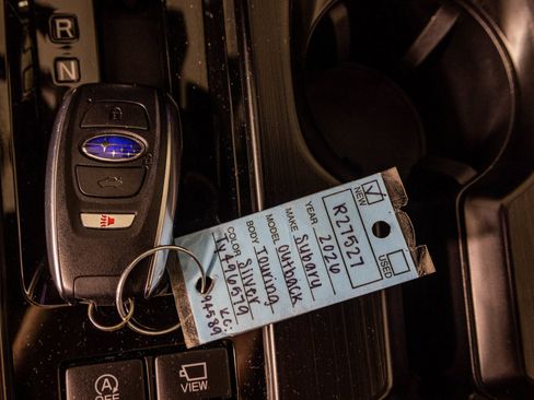 Used 2026 Subaru Outback Touring XT AWD/4WD image 33