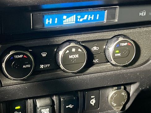 Used 2023 Toyota Tacoma TRD Sport w/ Advanced Technology Package image 27