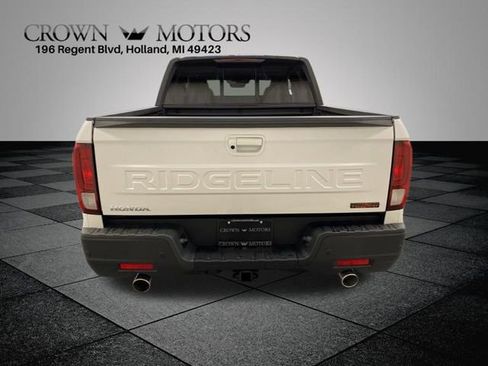 Certified 2024 Honda Ridgeline TrailSport image 3