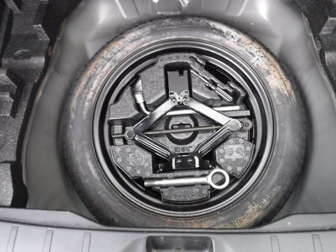 Used 2017 Subaru Forester 2.5i w/ Alloy Wheel Package image 34