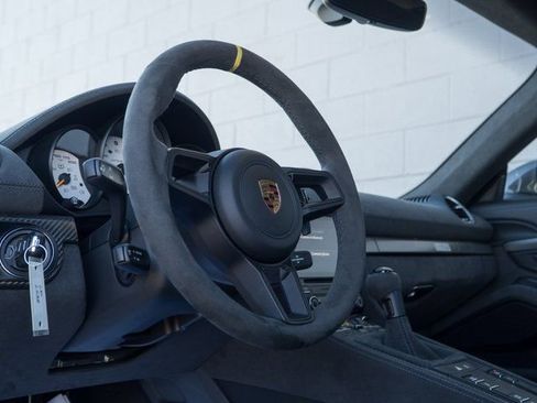 Certified 2023 Porsche 718 Cayman GT4 RS image 4